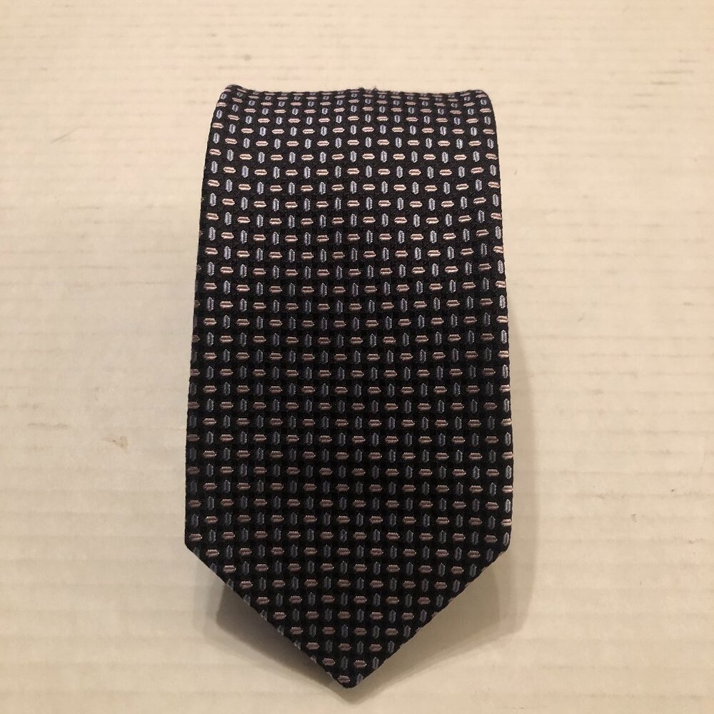 Hugo boss men's new black 100%silk tie  3" X 60"  made in Italy